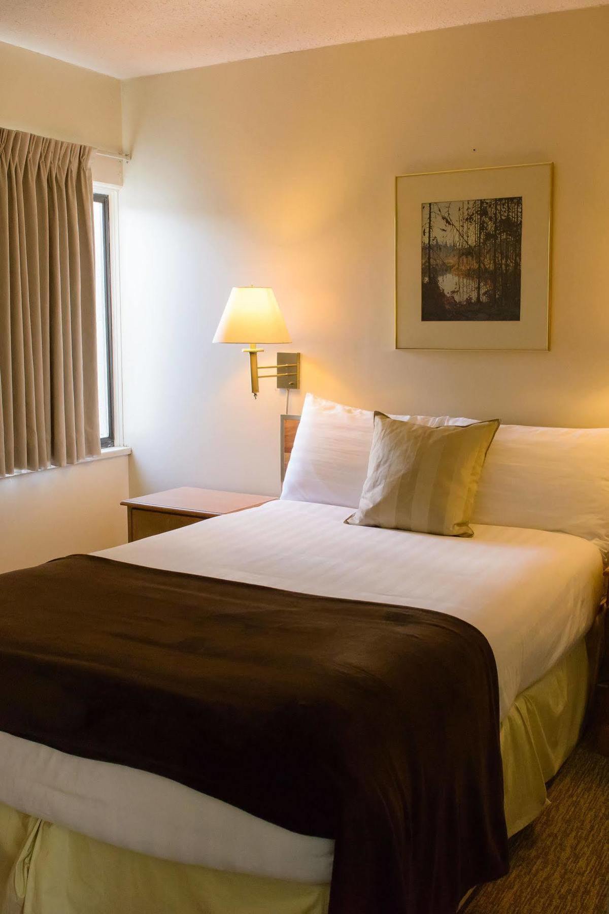 Driftwood Inn Sechelt Esterno foto