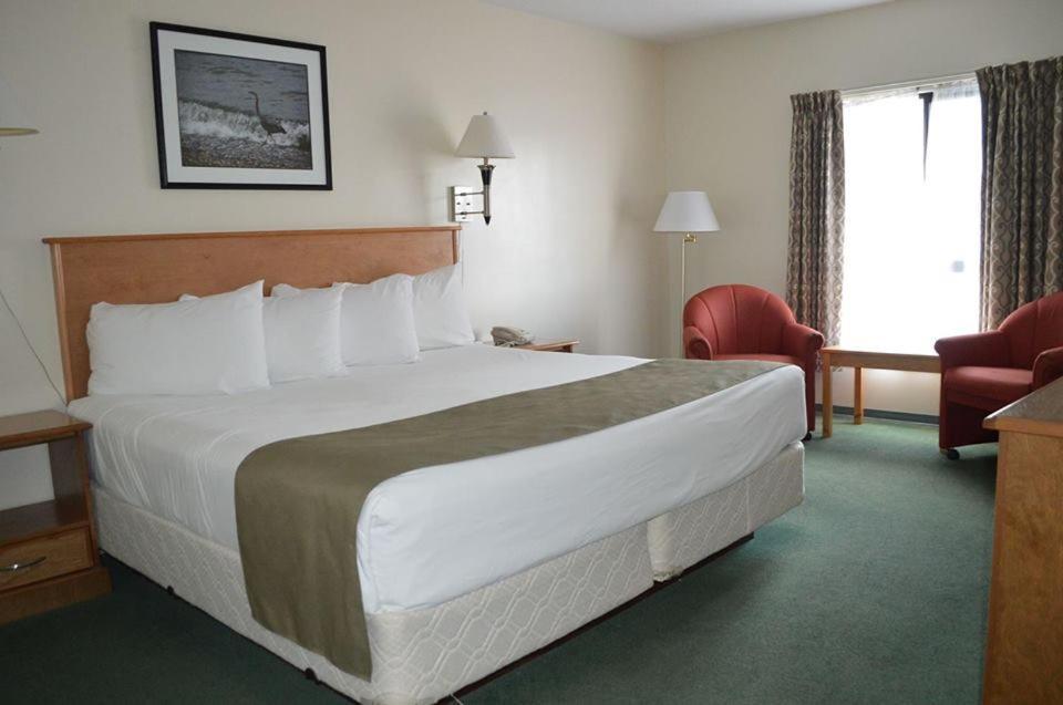 Driftwood Inn Sechelt Esterno foto